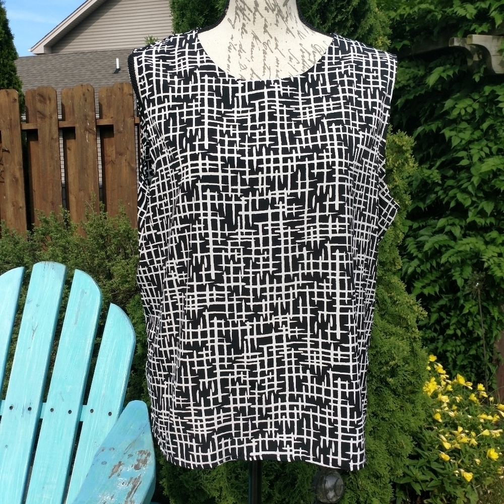 💥 3/$20 Notations XL Sleeveless Blouse Black White!